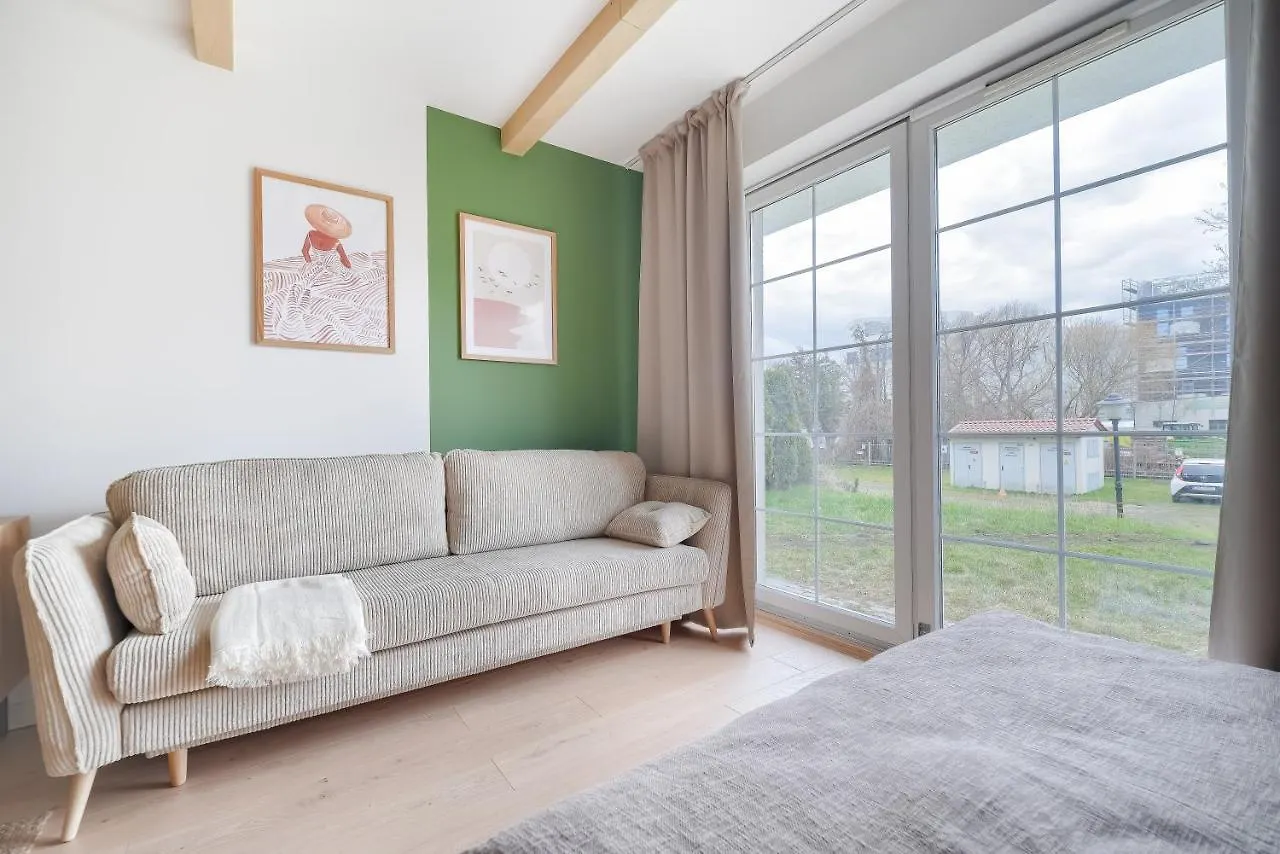 Apartment Apartamenty 4 Pory Roku- 200M Plaza, Prywatny Parking Sopot