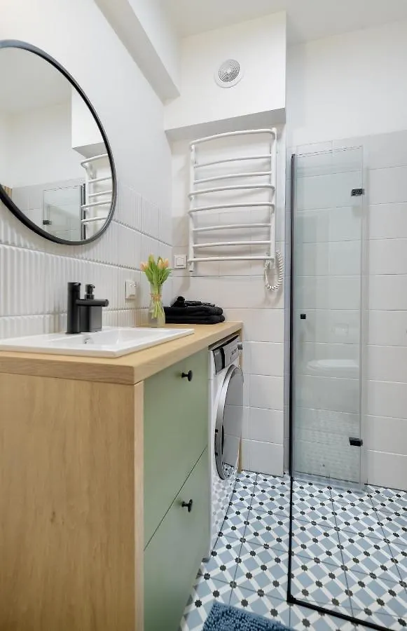 Apartamenty 4 Pory Roku- 200M Plaza, Prywatny Parking Sopot 0*,  Poland