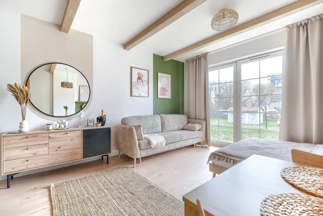 Apartamenty 4 Pory Roku- 200M Plaza, Prywatny Parking Sopot 0*,